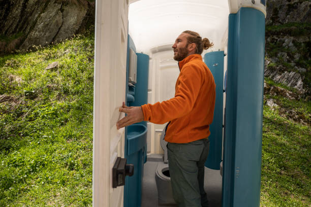 Best Portable bathroom rental  in Captains Cove, VA